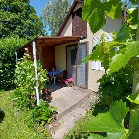 Evelin-benedek Apartment *