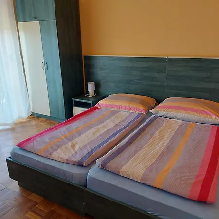 Apartment Evelin-benedek Balatonfoldvar